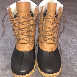 Skechers Duck Boots